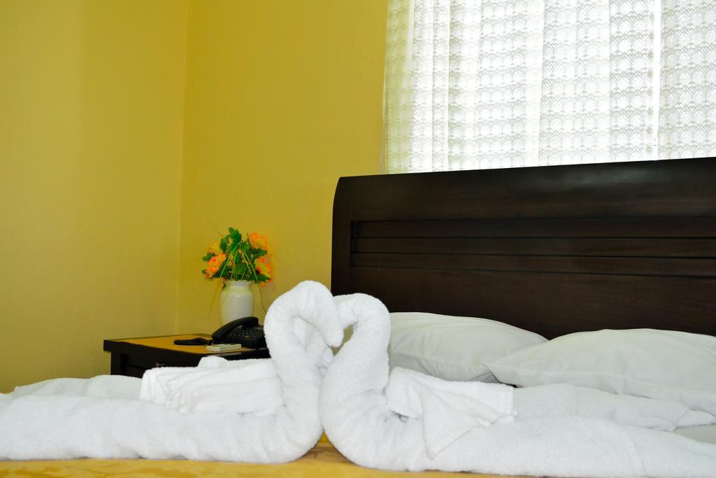 Hostal Cormorant Flightless Puerto Ayora (Galapagos Islands) Exterior foto