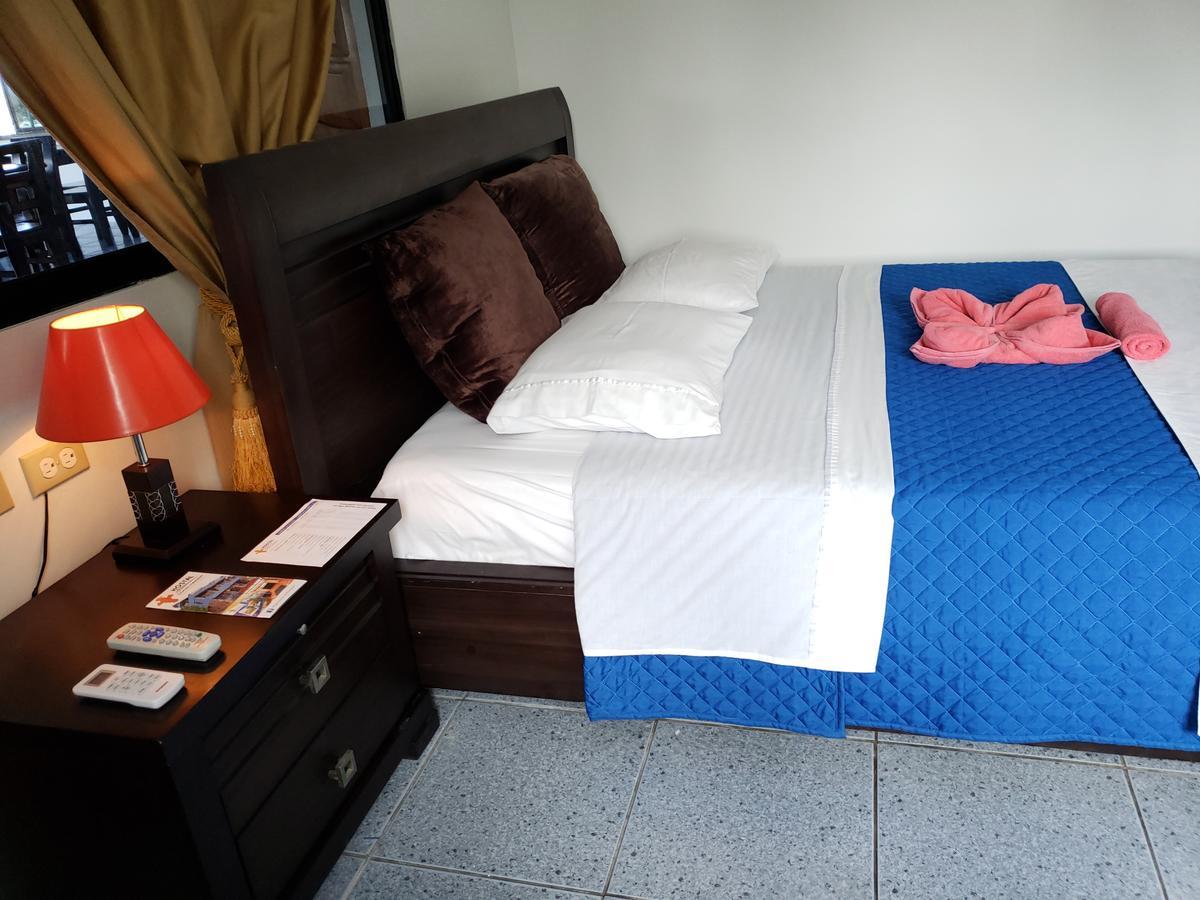 Hostal Cormorant Flightless Puerto Ayora (Galapagos Islands) Exterior foto